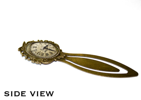 Vintage Roman Clock Design