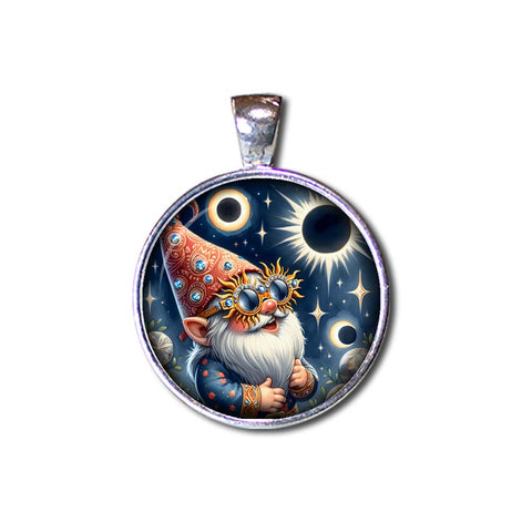 Total Solar Eclipse Gnome