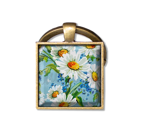 Lovely Vintage Cluster of Daisies