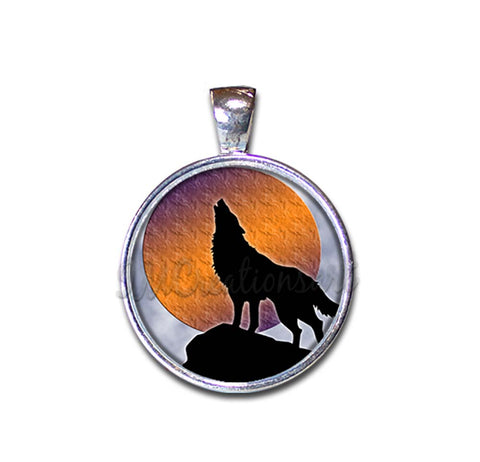 Howling Wolf Full Moon