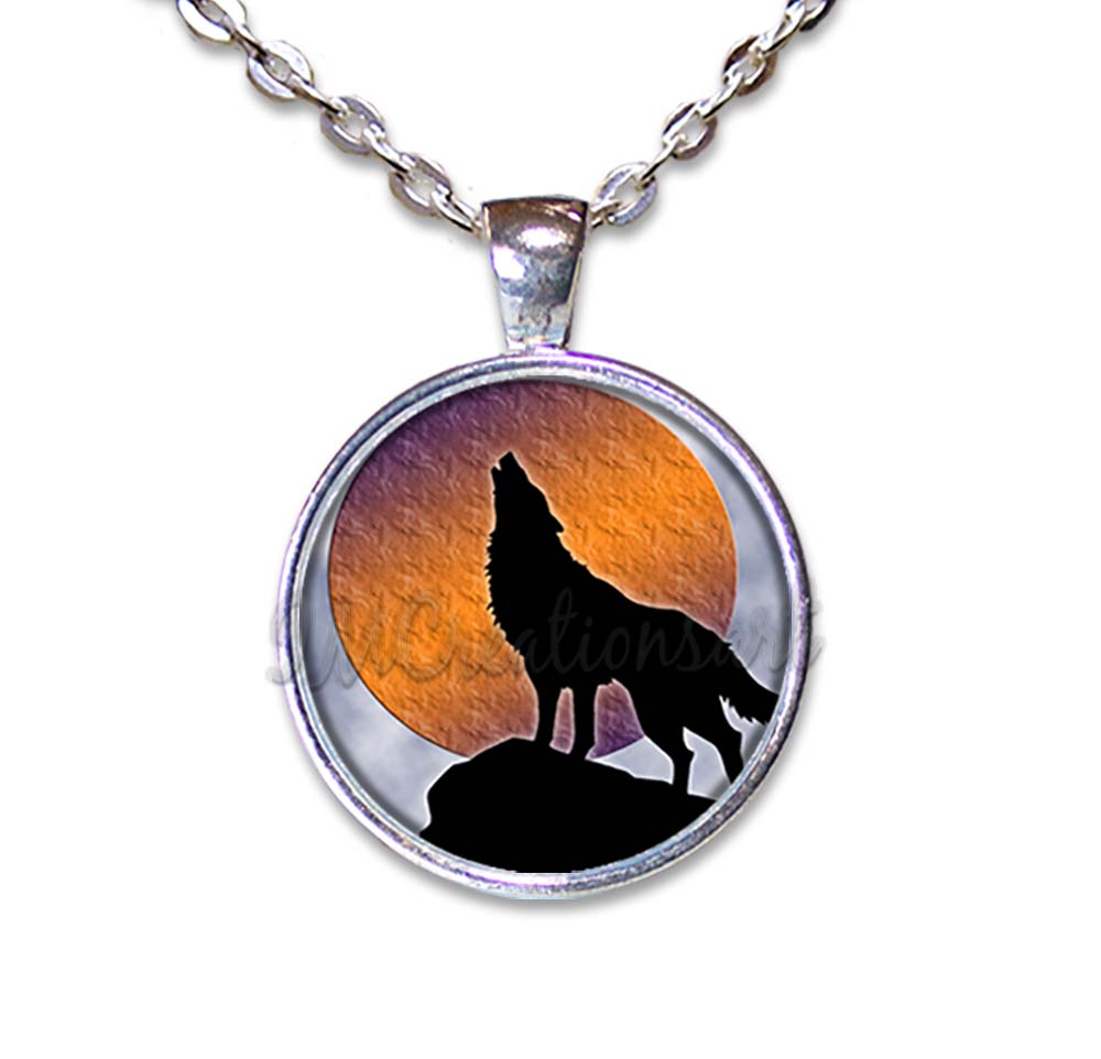 Howling Wolf Full Moon