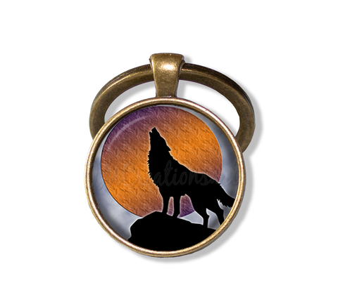 Howling Wolf Full Moon
