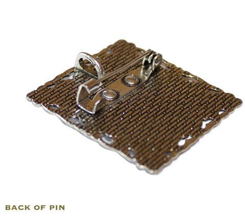 Victorian Style Eiffel Tower Red Roses